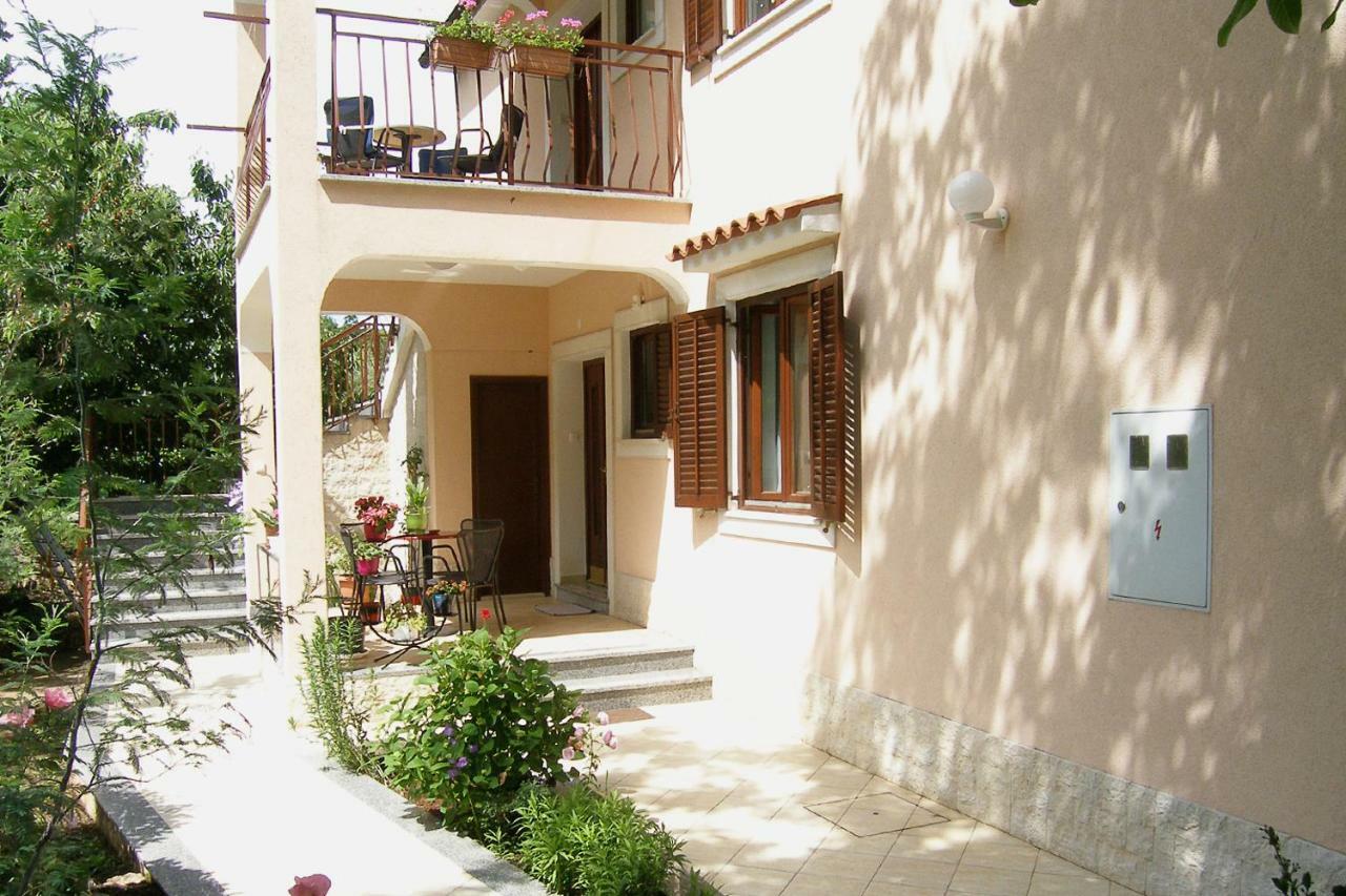 Apartman Persic Мощеничка-Драга Экстерьер фото